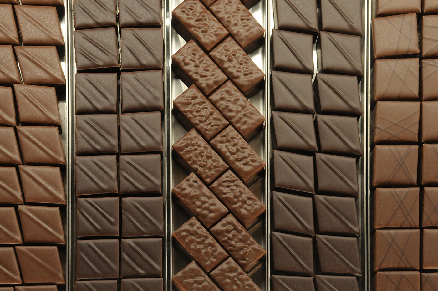 LE CHOCOLAT DE H | VISON Beautiful Village in TAKI